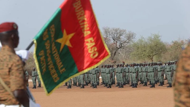 Armée du Burkina :1643 militaires présentés au drapeau