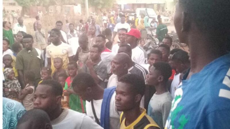 Supposée tentative « d’enlèvement d’enfant » à Bassinko : un ancien gouverneur échappe de justesse à un lynchage
