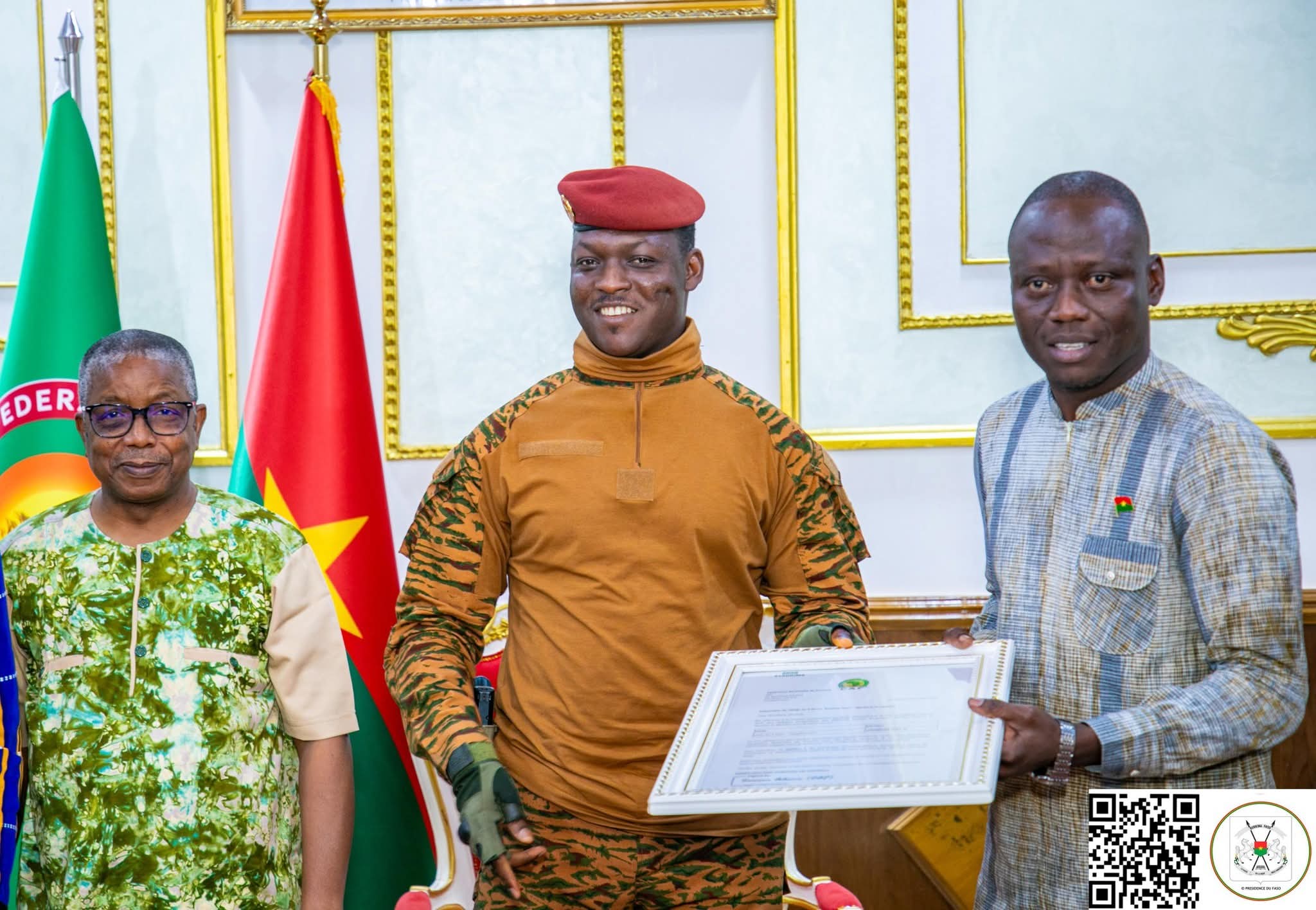 Homologation du stade du 4 AOÛT : le certificat remis au Chef de l’État