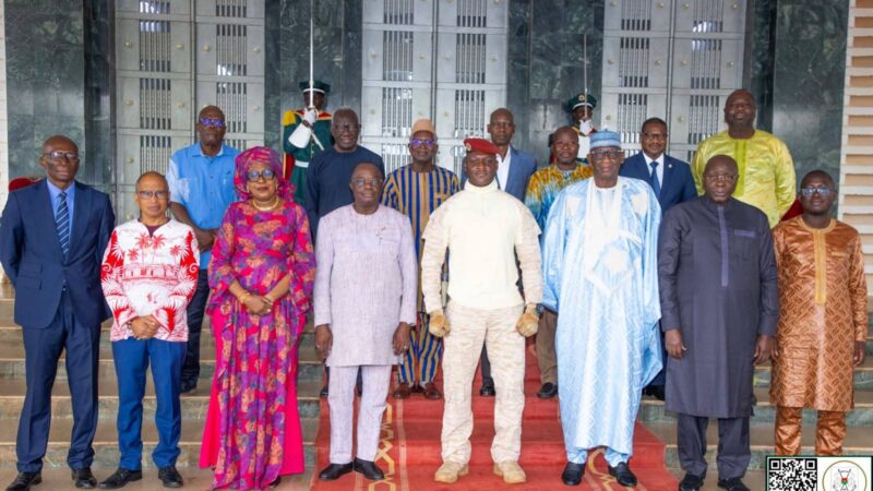 Ouagadougou :Des présidents de cours constitutionnelles venus remercier le Capitaine Ibrahim TRAORÉ