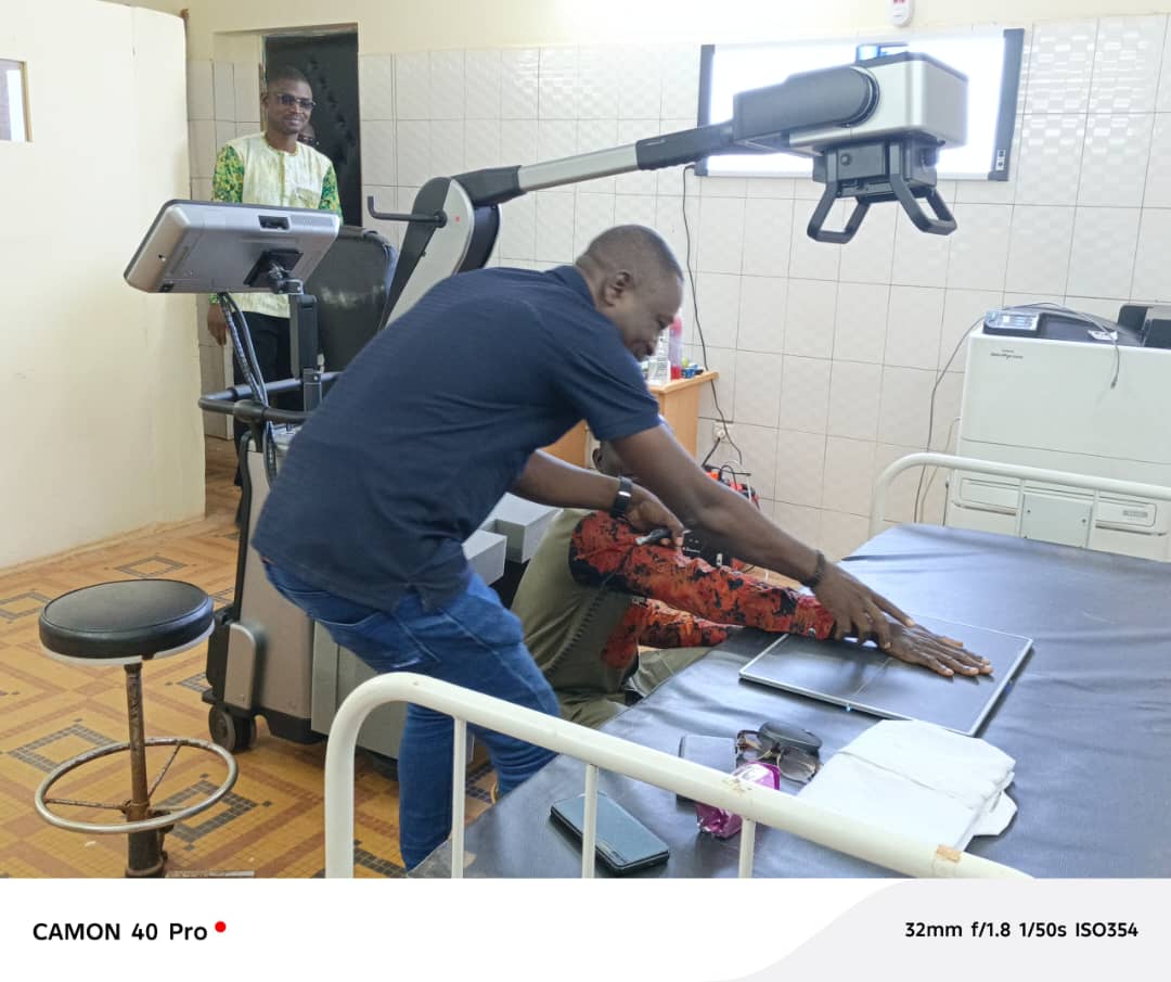 Tougan/Santé : Le CMA doté d&rsquo;un appareil de radiographie numérique 