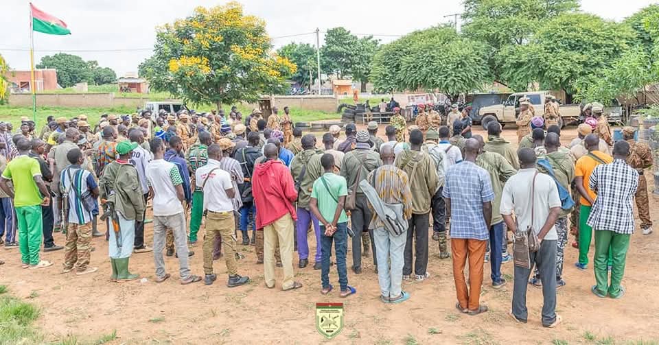 Région du nazinon:le colonel Thomas SAVADOGO encourage des VDP
