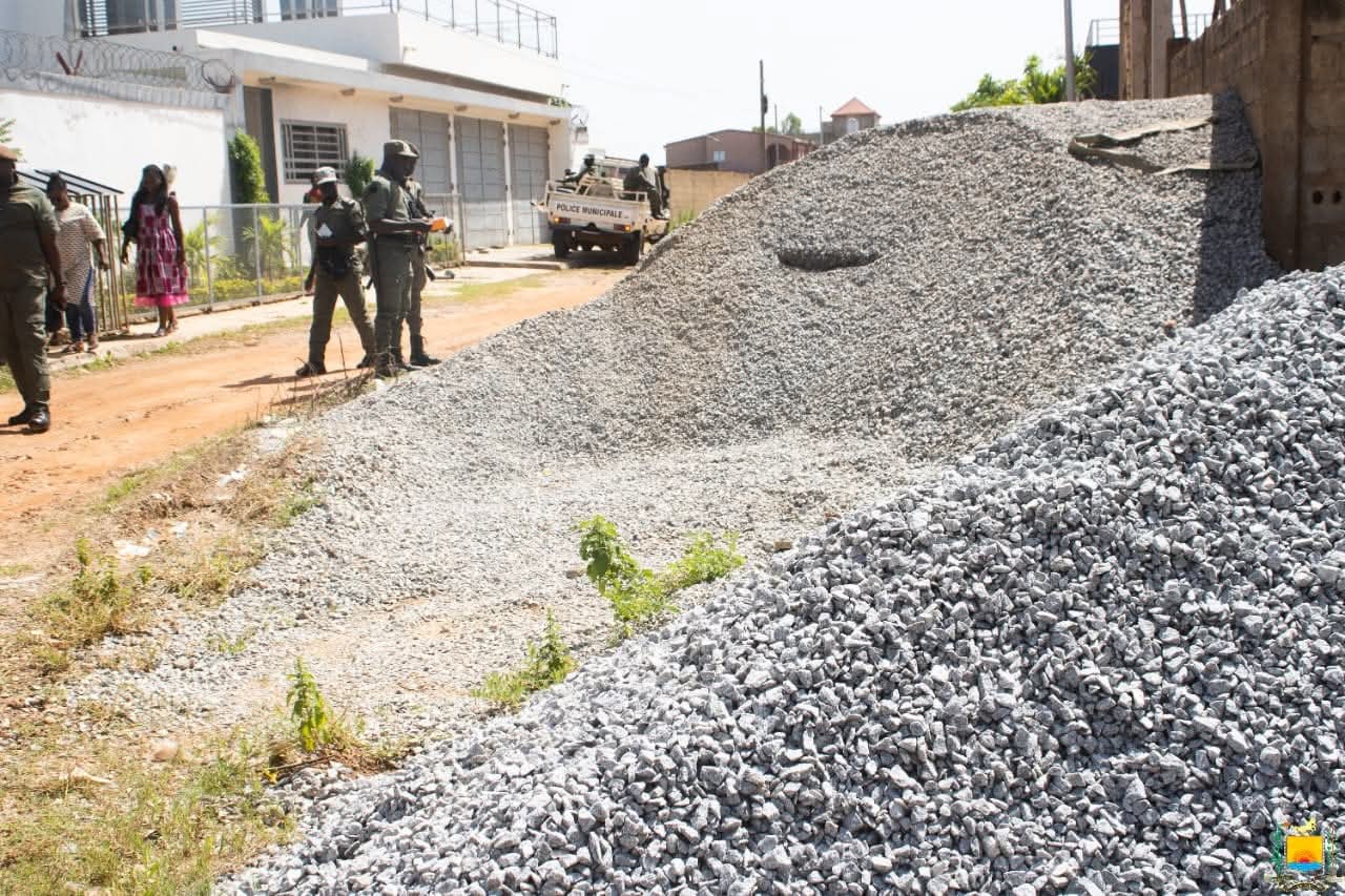 Ouagadougou : la Police municipale met en garde contre les dépôts sauvages d’agrégats