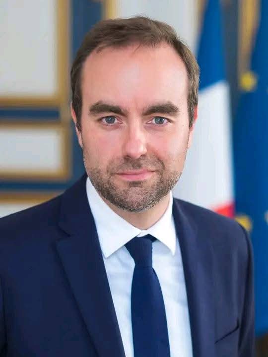 France : Sébastien Lecornu démissionne un mois après sa nomination à Matignon