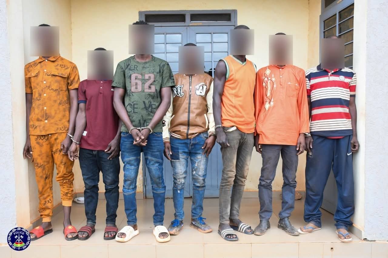 Lutte contre la criminalité urbaine : La Police Nationale met fin au parcours de deux réseaux de malfrats à Ouagadougou.     