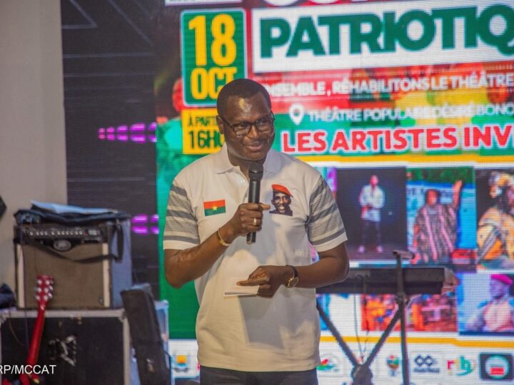 Concert patriotique au Théâtre Populaire Désiré BONOGO : une renaissance sous le signe du patriotisme