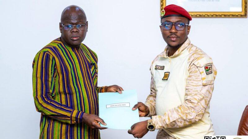BUREAU NATIONAL DES GRANDS PROJETS DU BURKINA FASO:Le nouveau Directeur exécutif installé dans ses fonctions