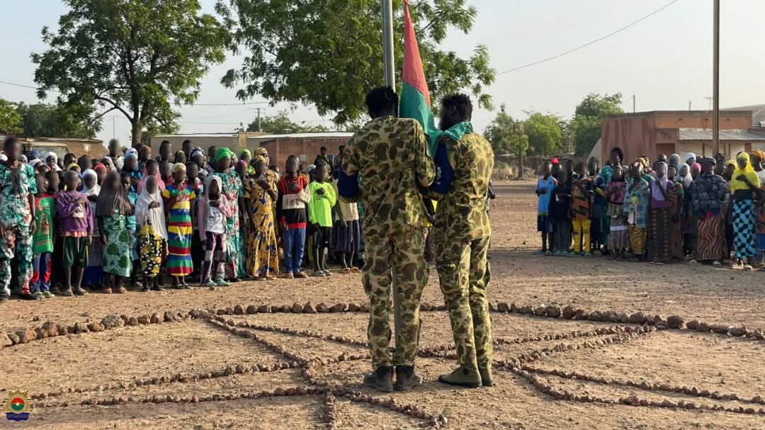 GARSI Toéni : une cérémonie de montée des couleurs sous le signe de la solidarité, du civisme et du patriotisme avec les populations