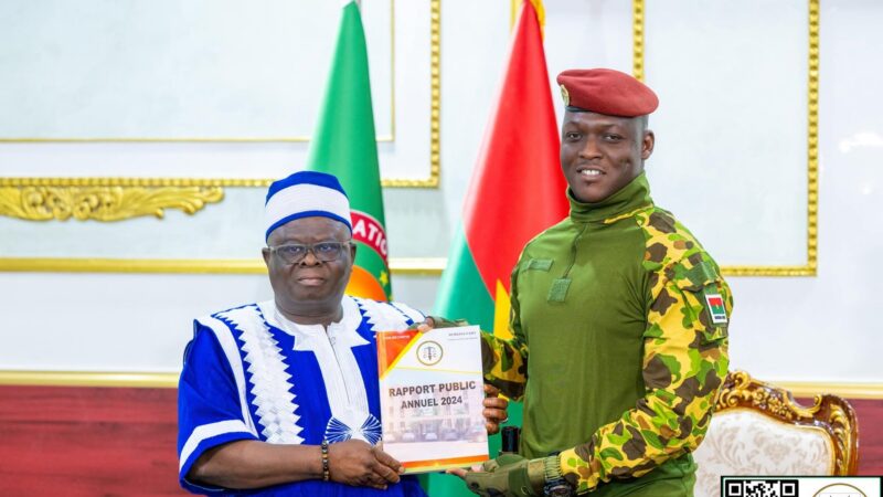 Cour des comptes:Le Rapport 2024 remis au Capitaine Ibrahim TRAORÉ