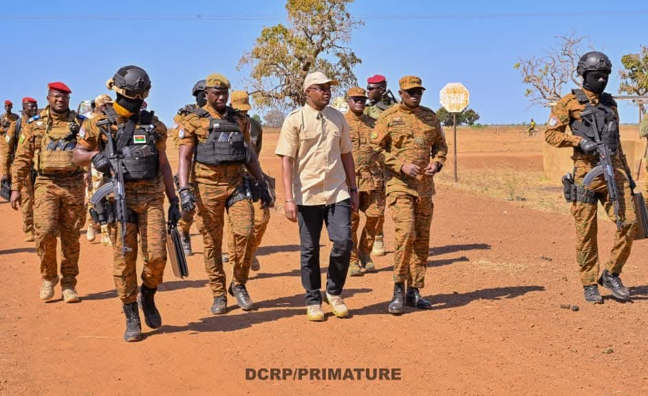 Reconquête du territoire :Le Premier ministre galvanise les forces combattantes à Di