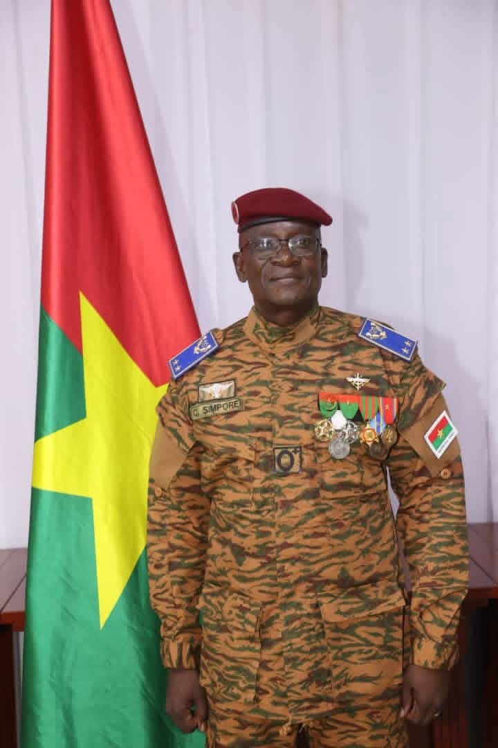 Forces armées nationales : le Général de brigade Célestin Simporé promu Général de division
