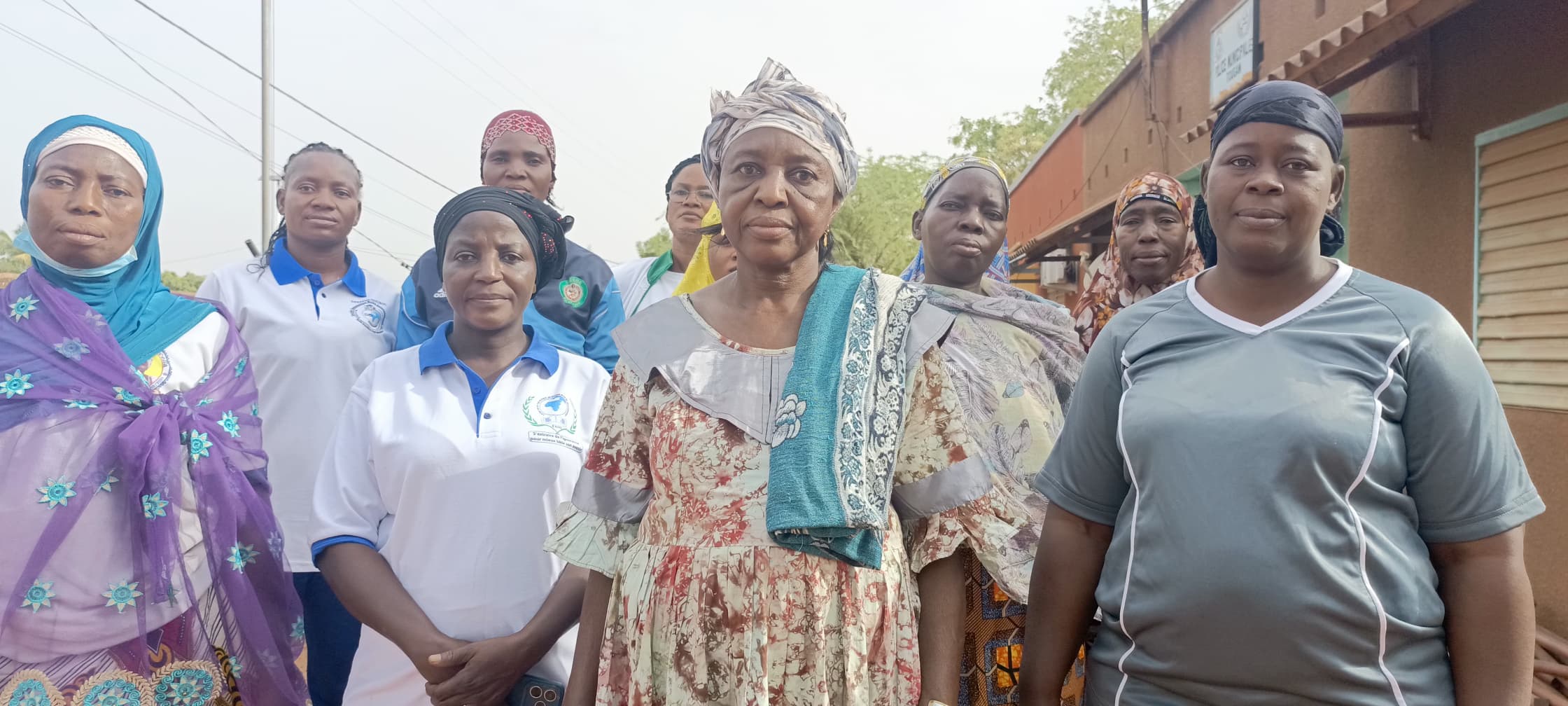 Faso Mêbo : Les femmes du Sourou apportent une tonne de ciment