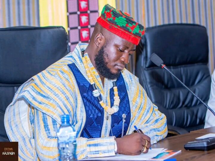 Adja et traditions africaines : le malaise d’une double identité