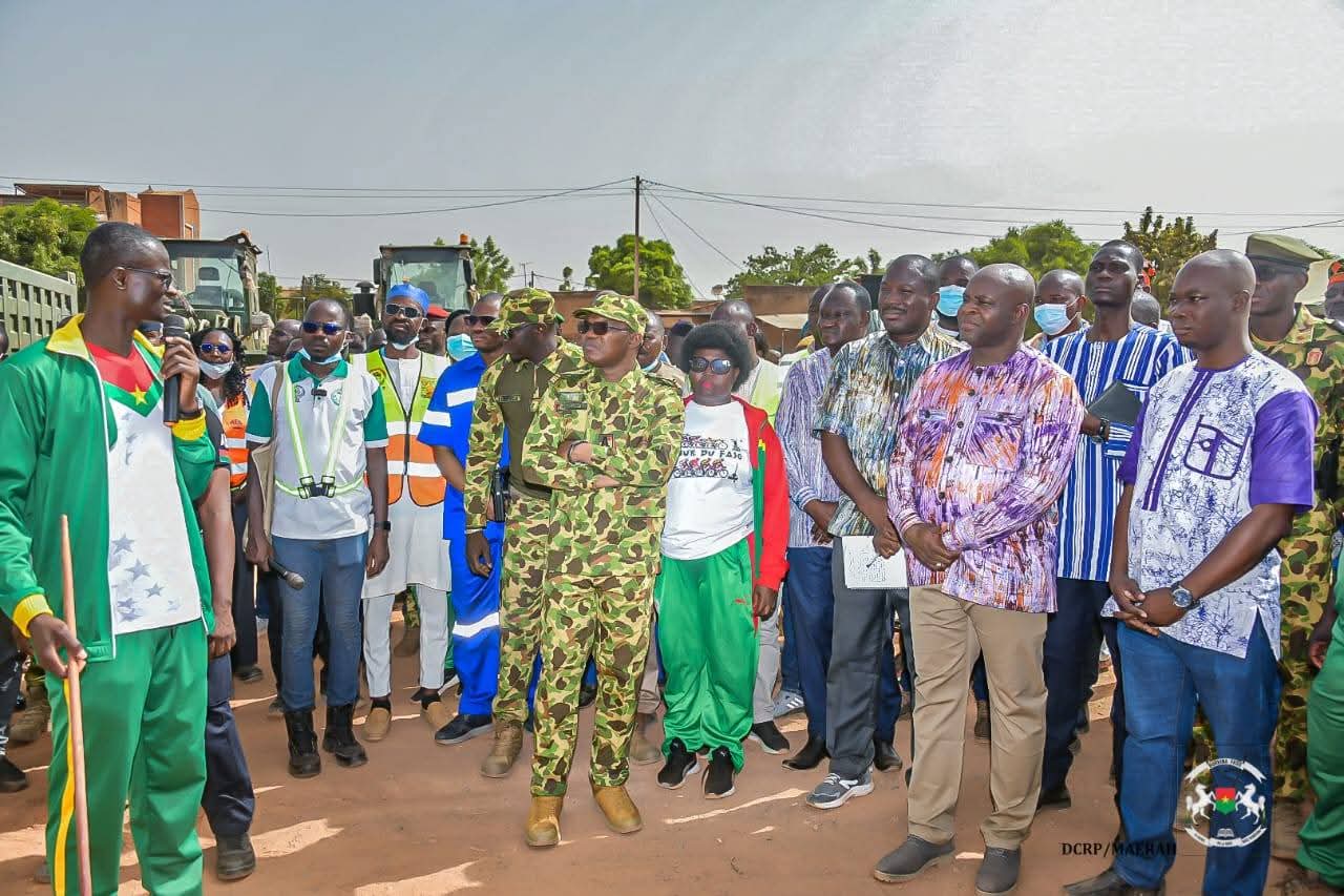 Décharges sauvages dans le quartier Bonaam : le ministre d’Etat Ismaël Sombié lance l’opération coup de poing