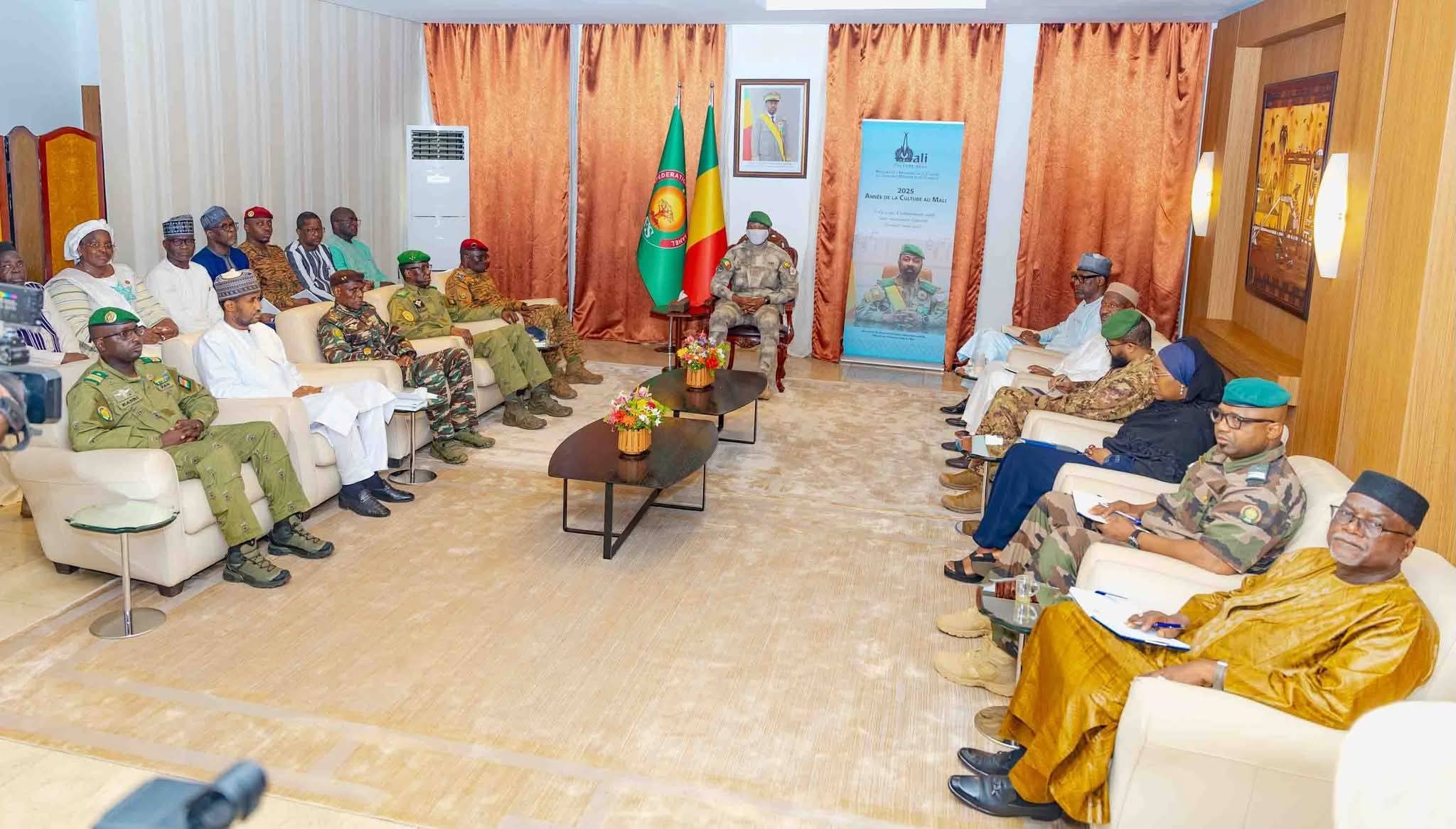 Audience à Koulouba : l’AES rend hommage au Général Sadio Camara