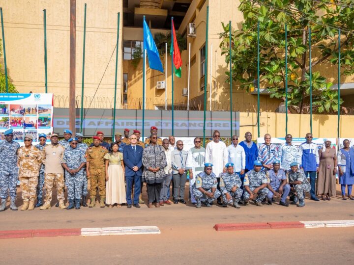78e Journée internationale des Casques bleus : le Burkina Faso et les Nations Unies rendent hommage aux combattants de la paix 