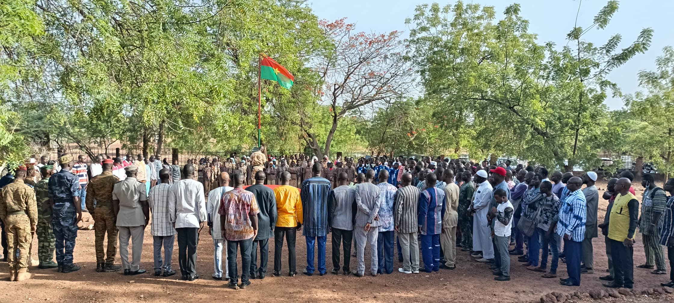 Patriotisme : Une montée des couleurs à Tougan sous le signe de la vigilance et de l&rsquo;engagement révolutionnaire! 