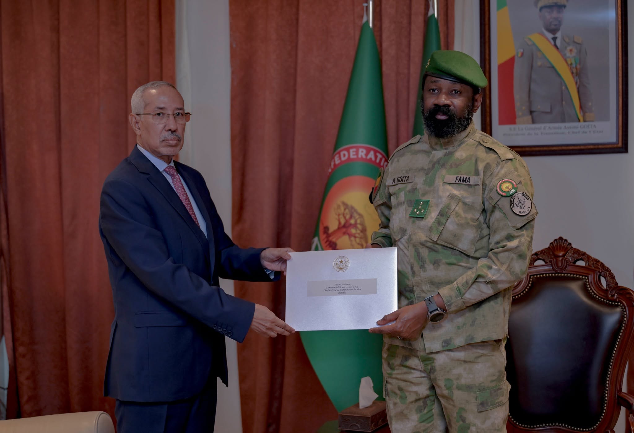 Mali/Diplomatie : Le ministre mauritanien de la Défense porteur d&rsquo;un message du Président Ghazouani au Chef de l&rsquo;État