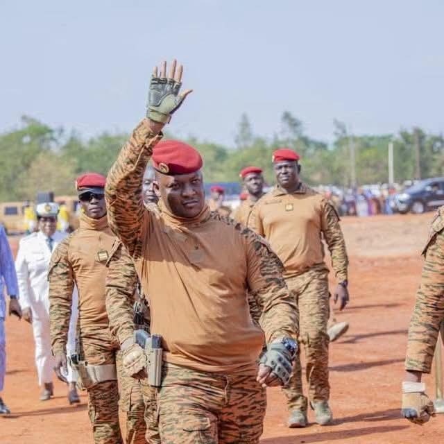 Colombe Édito:Le Burkina Faso debout, maître de son destin