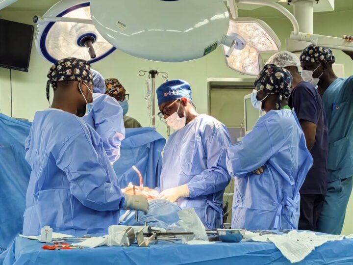 Révolution chirurgicale au Burkina : un poumon sauvé grâce à une opération de haute précision