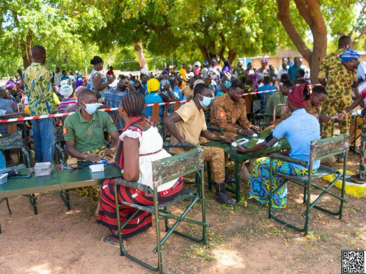 Fada N’Gourma : L&rsquo;armée déploie un hôpital de campagne pour les plus vulnérables