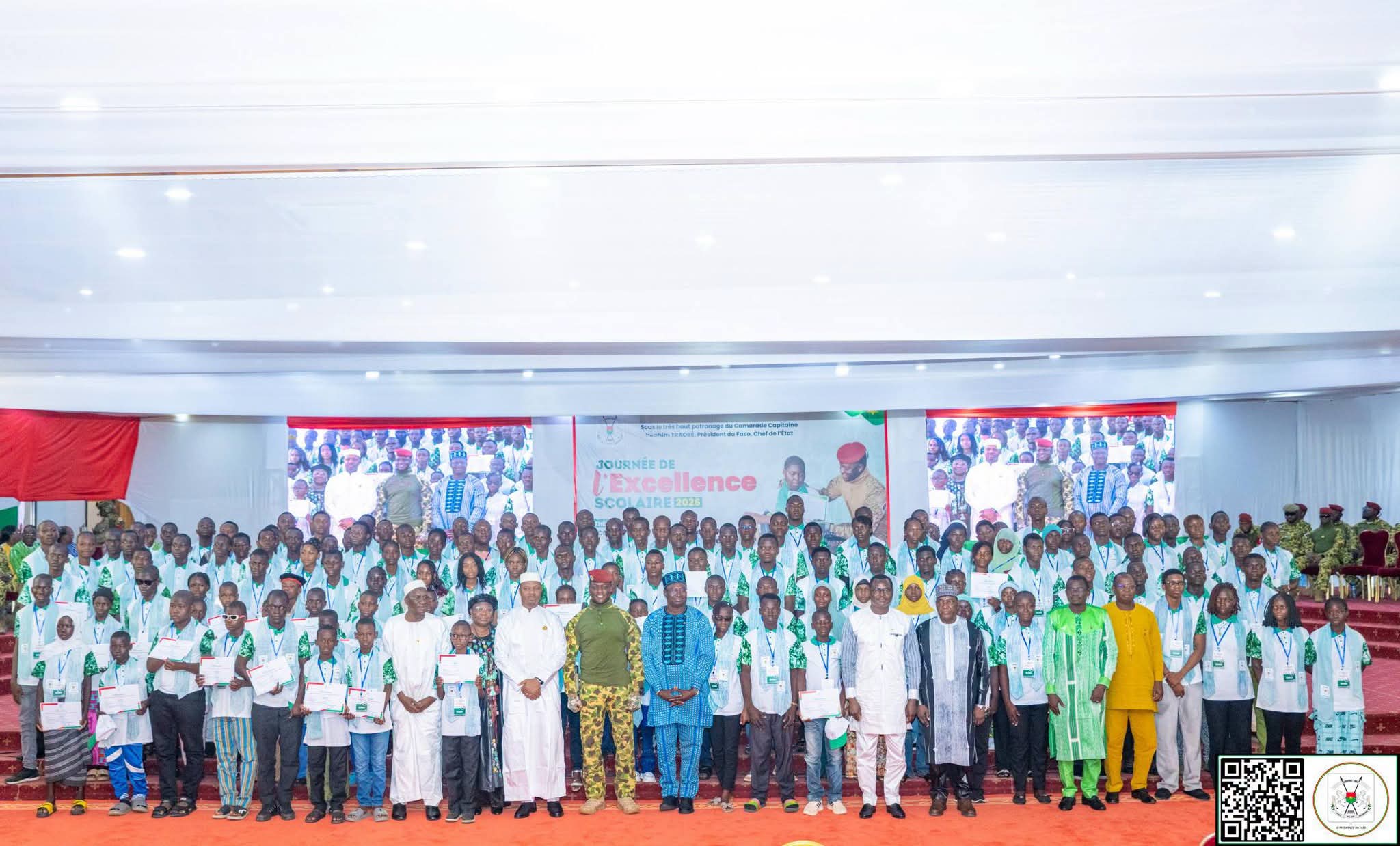 JOURNÉE DE L’EXCELLENCE SCOLAIRE 2026:Le Capitaine Ibrahim TRAORÉ aux jeunes lauréats : « science, science et science, tout est science ! Cherchez la connaissance scientifique et technologique »