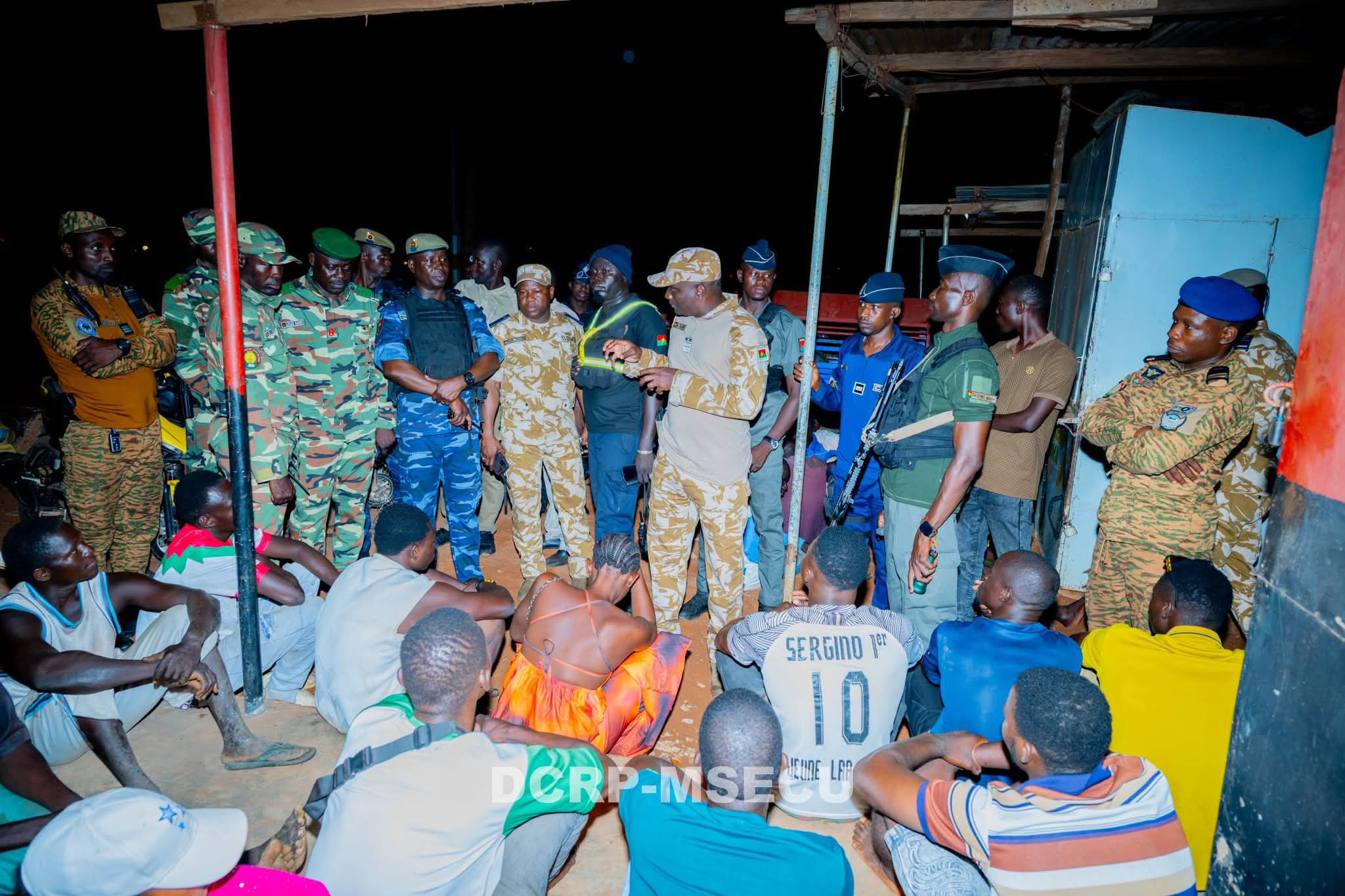 Opération  à Ouagadougou : le ministre de la sécurité sur le terrain